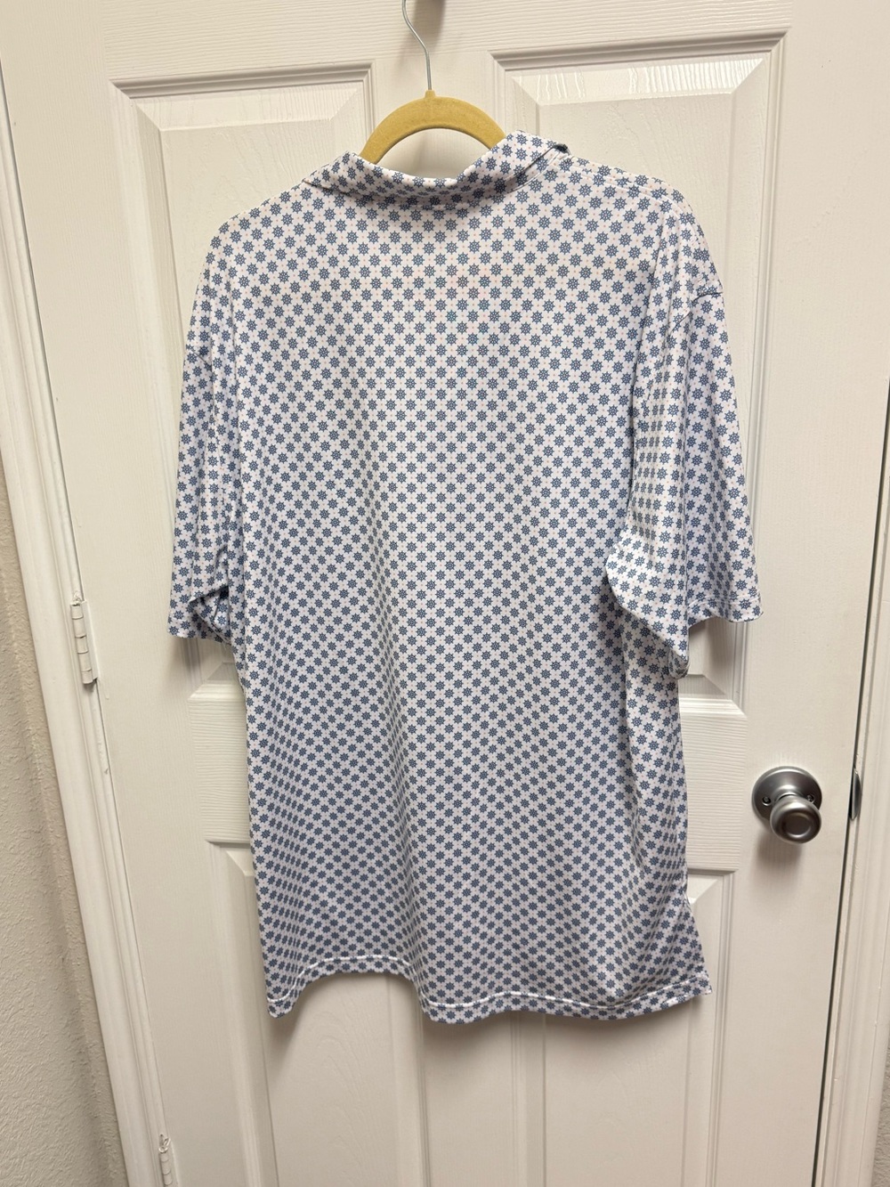 Turtleson Wheel Pattern Polo - Picture 11 of 11